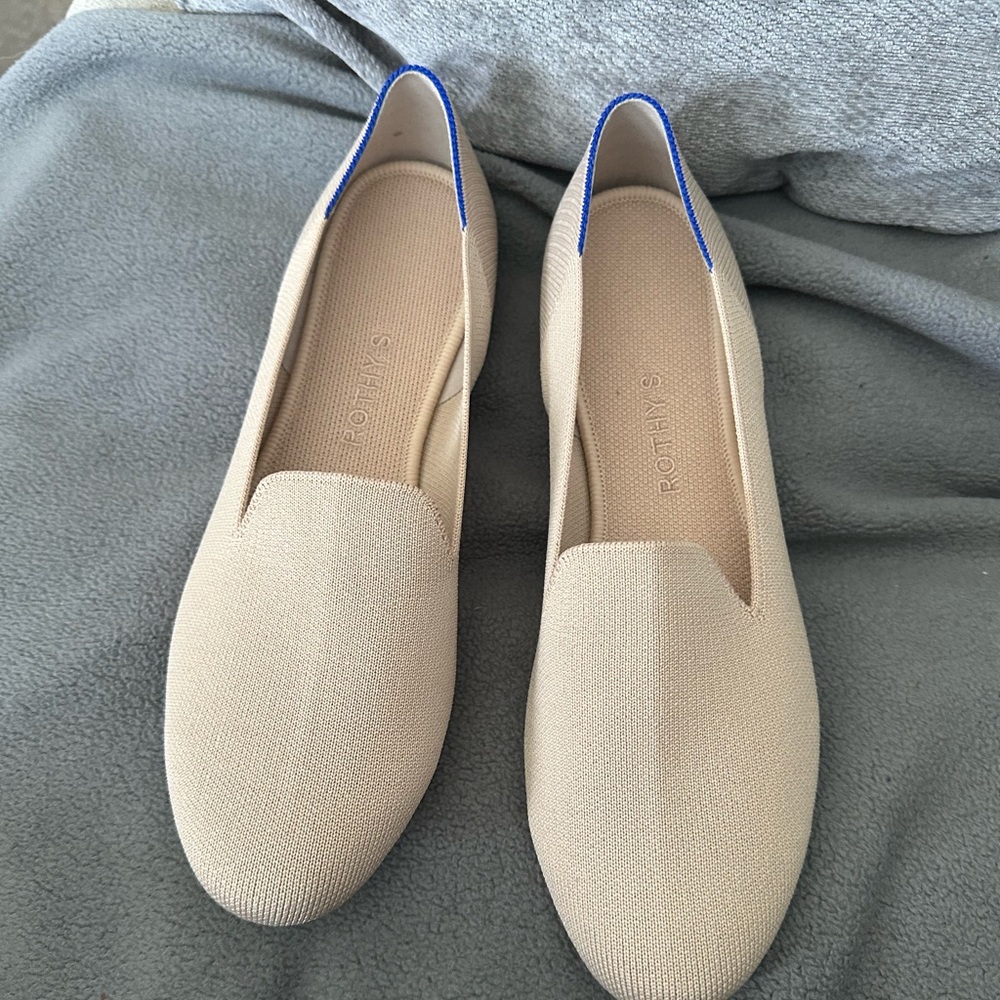 Rothy’s Ecru Loafers sz 11